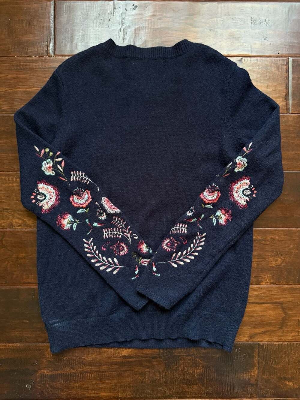 V by Very Navy Blue Floral Embroidered Long Sleeve Crew Neck Jumper Sweater - Picture 6 of 6